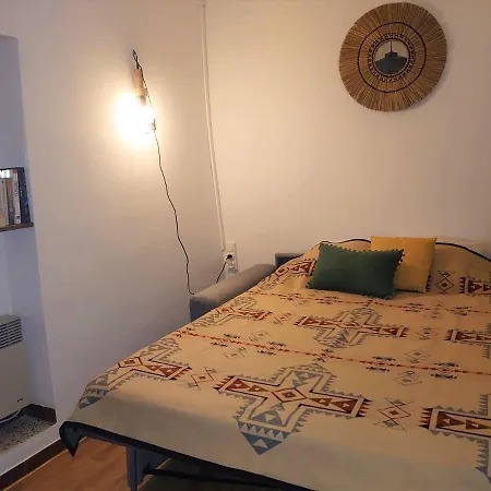 2fan4 Intra-murros Proche Collioure